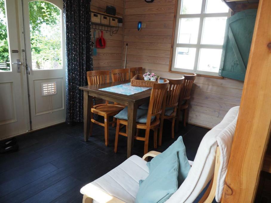 Chalet - Camping 'T Dekske Wintelre Exterior photo